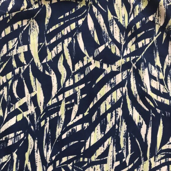 Olivaceous Patterned Minidress - Picture 2 of 8